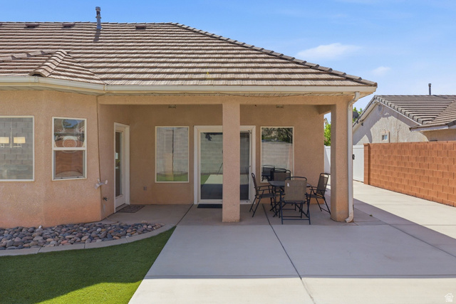 2883 Overlook Drive St. George, UT 84790 - Photo 31 of 36