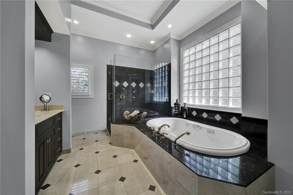 6826 Alexander Road Charlotte, NC 28270 - Photo 13 of 42