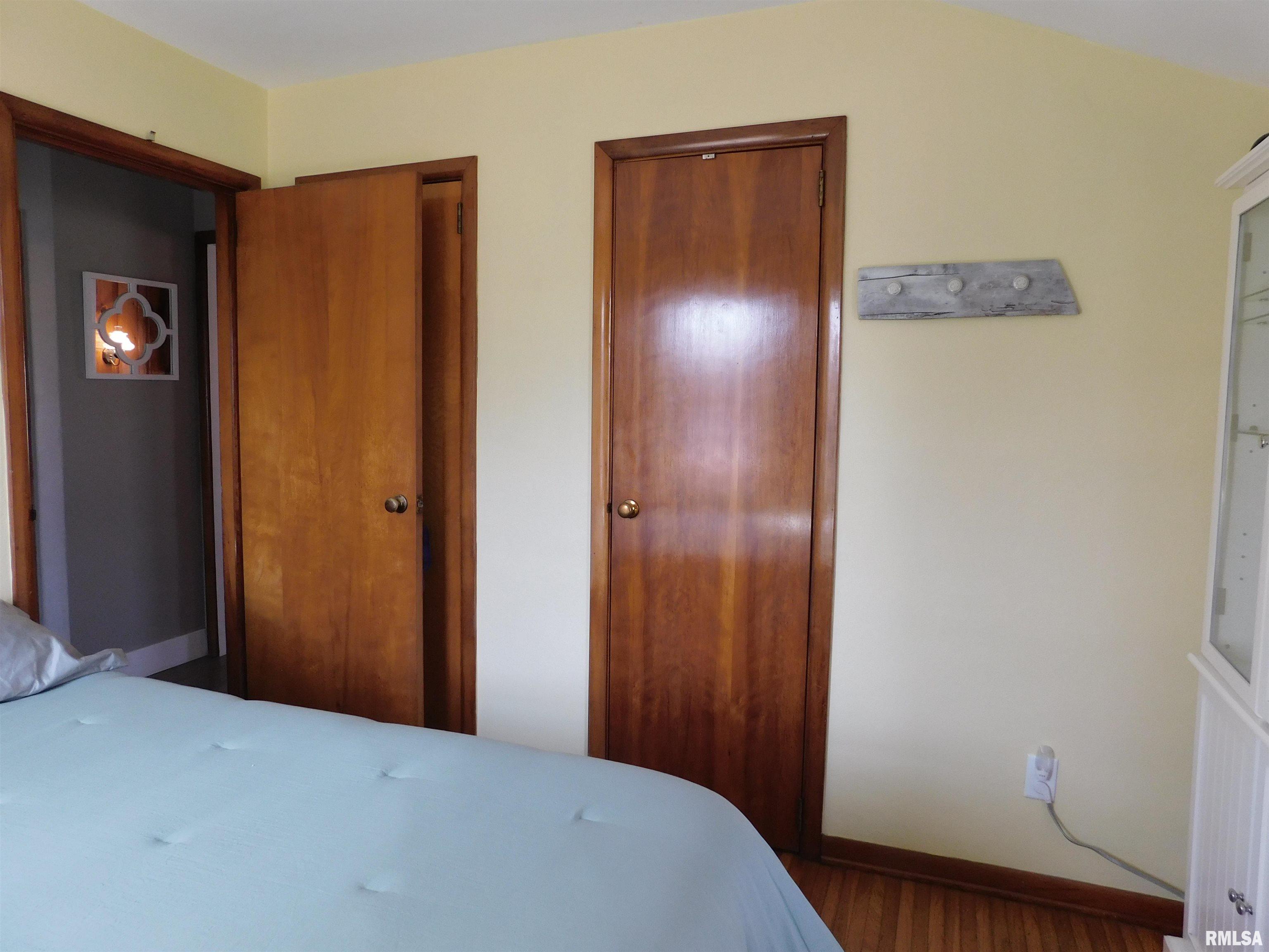1115 Kern Road Washington, IL 61571 - Photo 18 of 32 Gallery Image 18