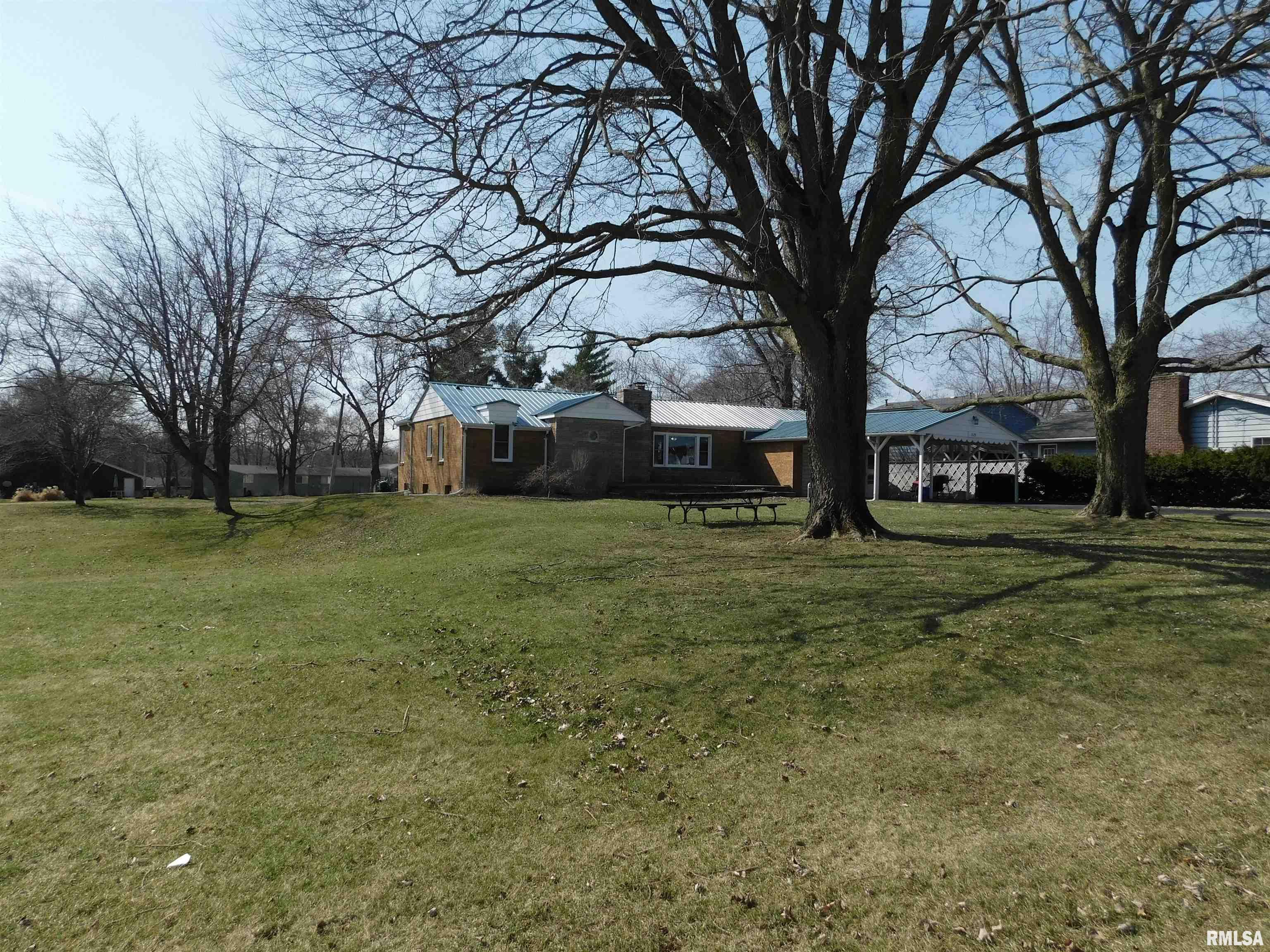 1115 Kern Road Washington, IL 61571 - Photo 30 of 32 Gallery Image 30
