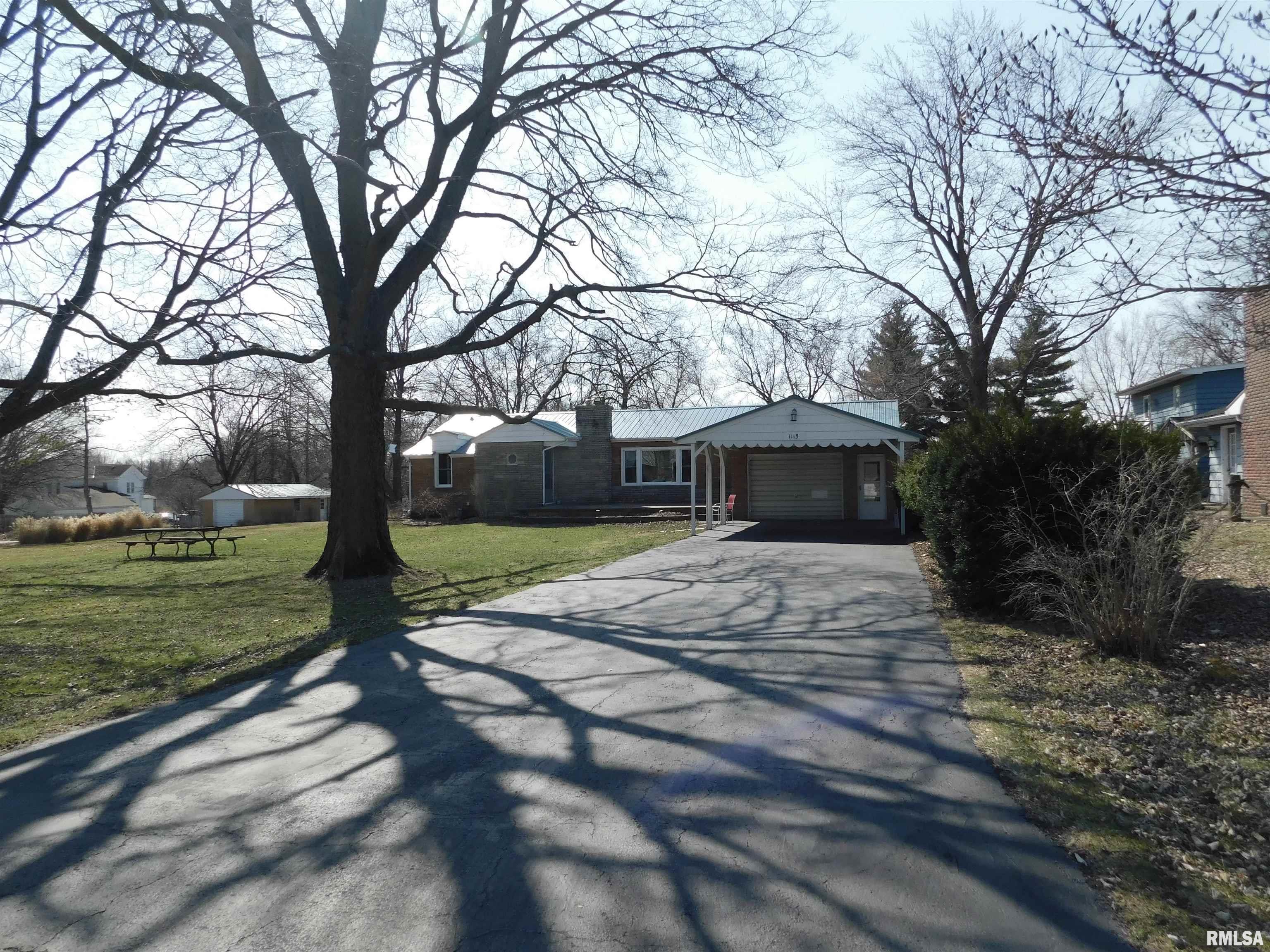 1115 Kern Road Washington, IL 61571 - Photo 32 of 32 Gallery Image 32