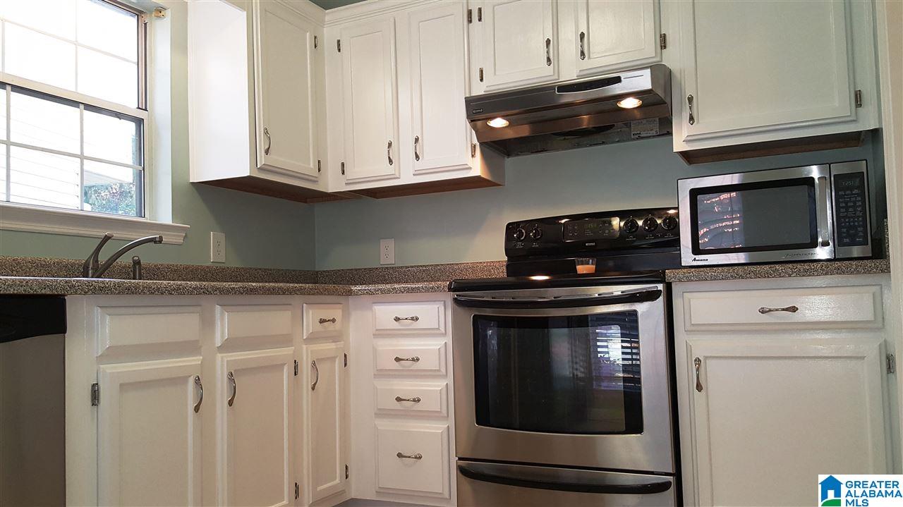 209 Ridge Park Circle Birmingham, AL 35216 - Photo 4 of 23