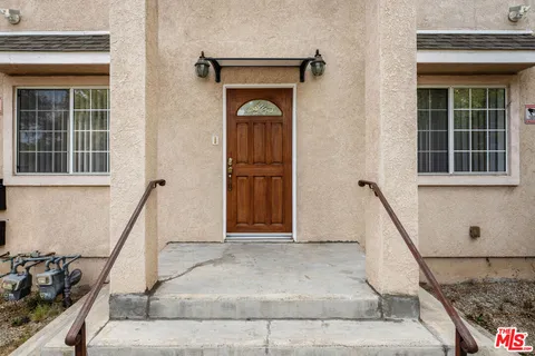 a view of entryway and hall