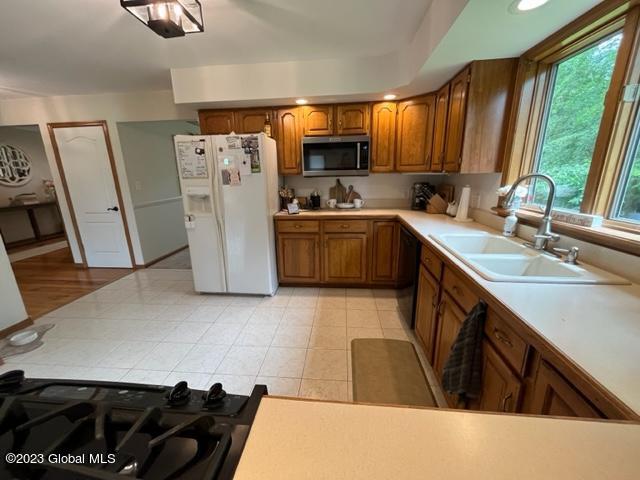 235 South Westcott Road Schenectady, NY 12306 - Photo 10 of 18 235 kitch 3