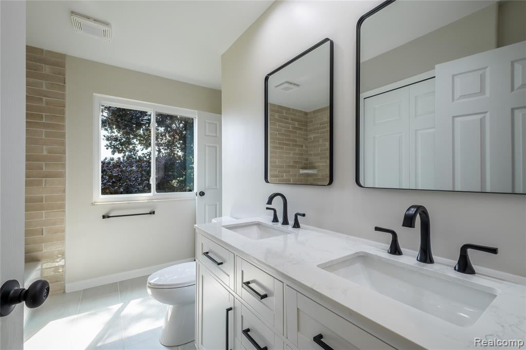 5181 East Burnside Road North Branch, MI 48461 - Photo 8 of 35 Gallery Image 8