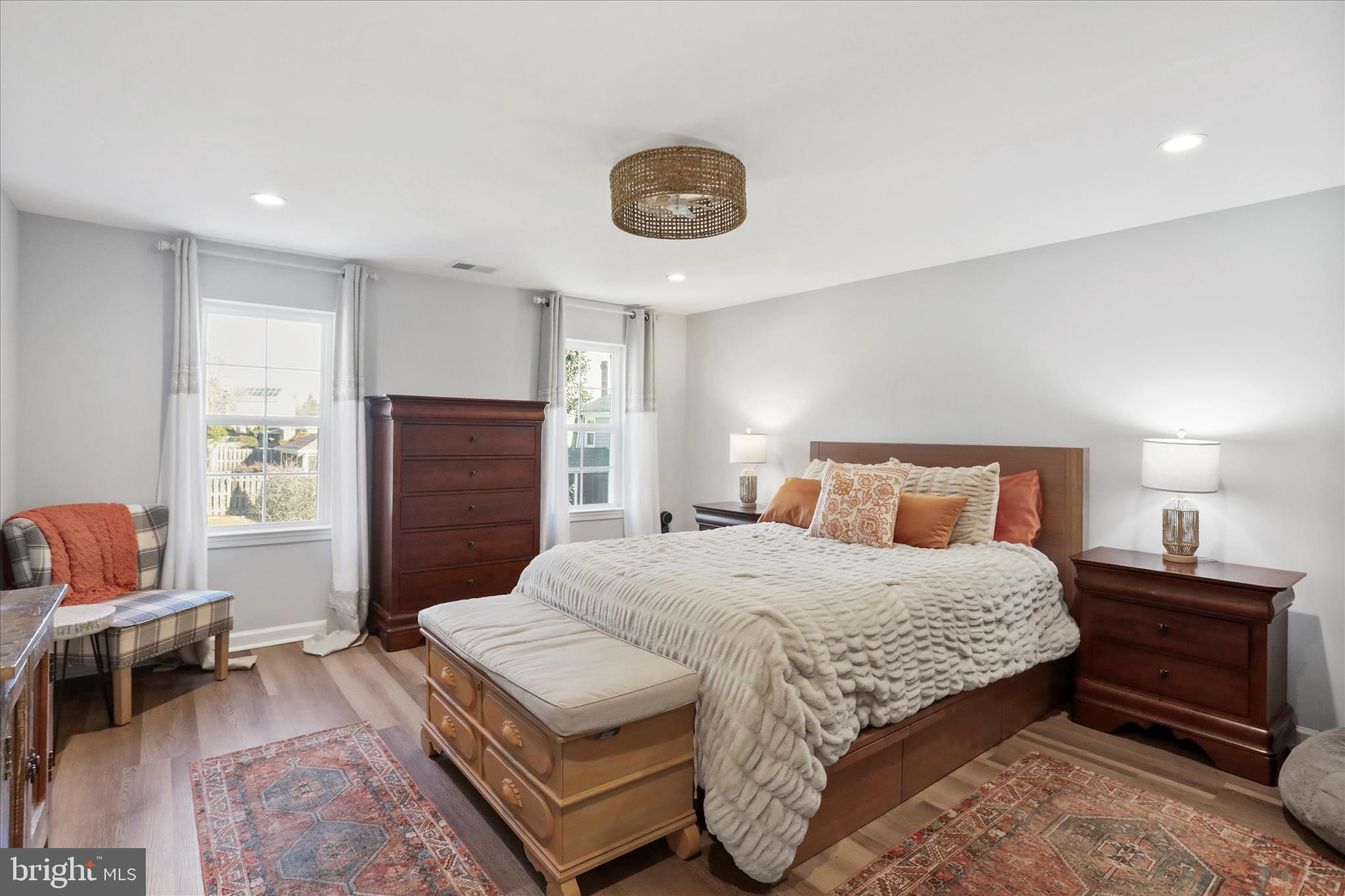 408 Blue Ridge Avenue Northeast Leesburg, VA 20176 - Photo 25 of 36 a bedroom with a bed and a couch