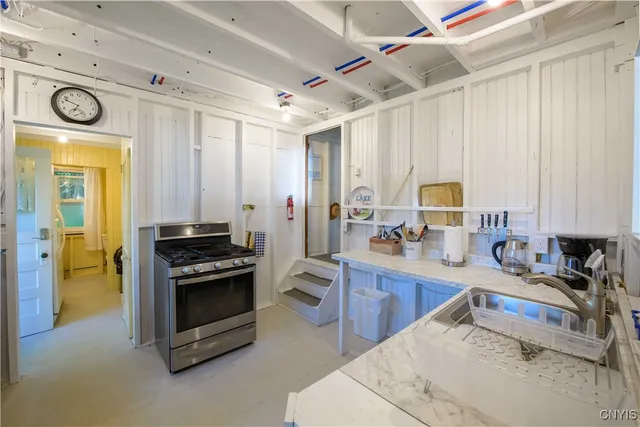 $5,500 | 3177 East Lake Road, Skaneateles, NY 13152