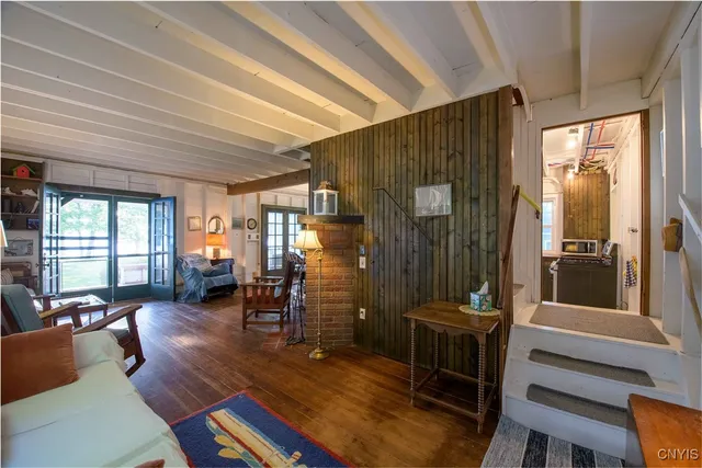 $5,500 | 3177 East Lake Road, Skaneateles, NY 13152