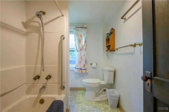 $5,500 | 3177 East Lake Road, Skaneateles, NY 13152