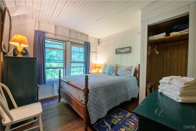 $5,500 | 3177 East Lake Road, Skaneateles, NY 13152