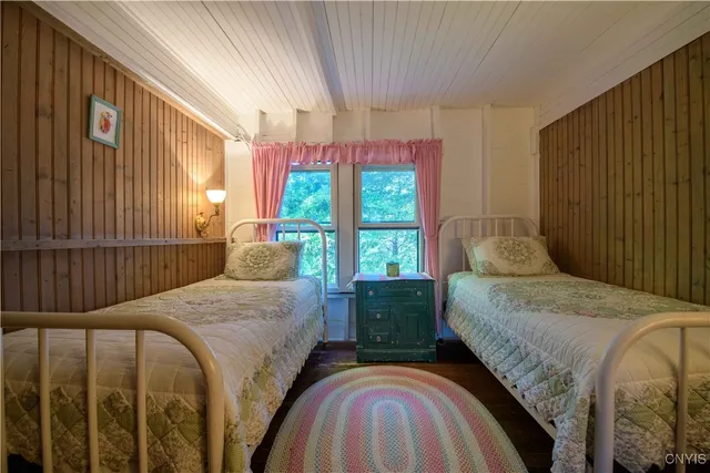 $5,500 | 3177 East Lake Road, Skaneateles, NY 13152