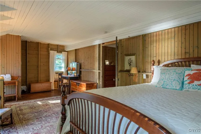 $5,500 | 3177 East Lake Road, Skaneateles, NY 13152