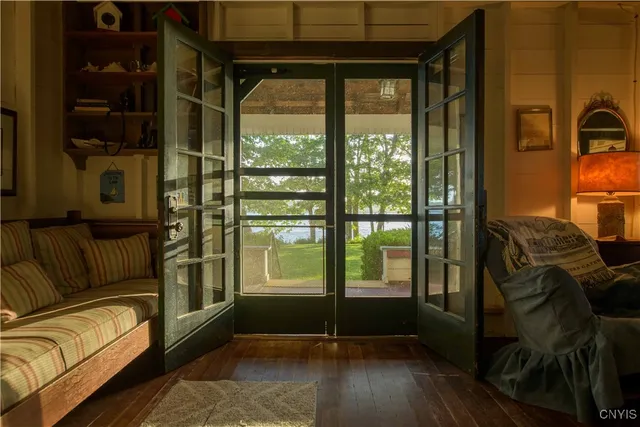 $5,500 | 3177 East Lake Road, Skaneateles, NY 13152