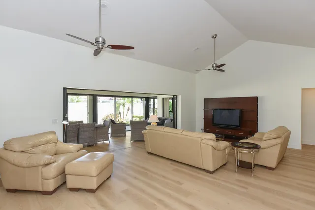 $5,900 | 1469 VÃa Privada, Jupiter, FL 33477