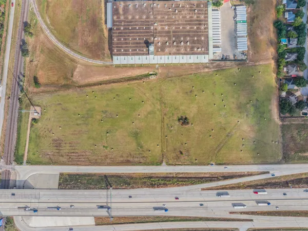 $8,000,000 | 233 Kersten Road, Sealy, TX 77474