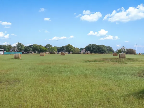 $8,000,000 | 233 Kersten Road, Sealy, TX 77474