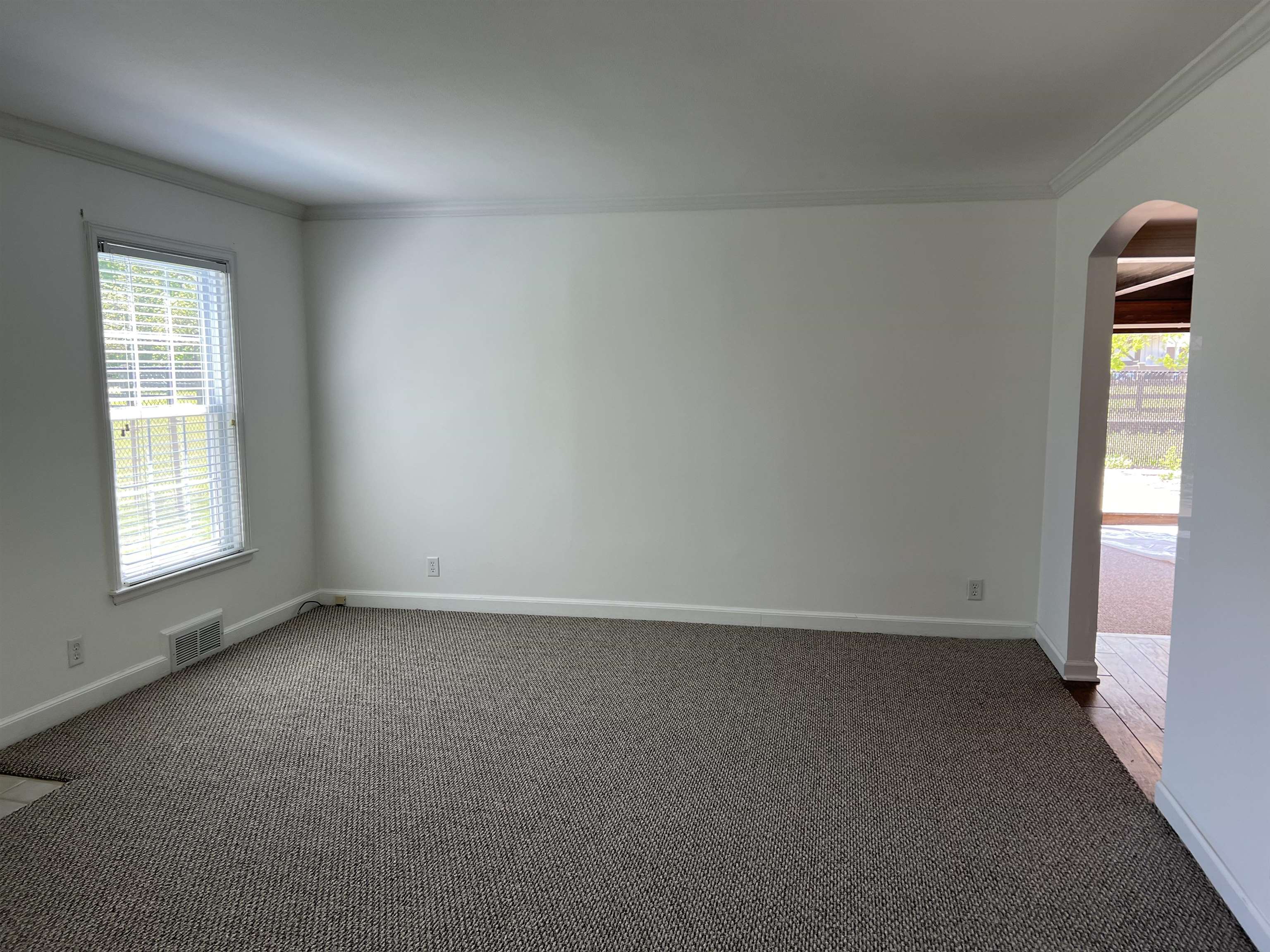 5382 Guilford Road Rockford, IL 61107 - Photo 13 of 66 an empty room with windows