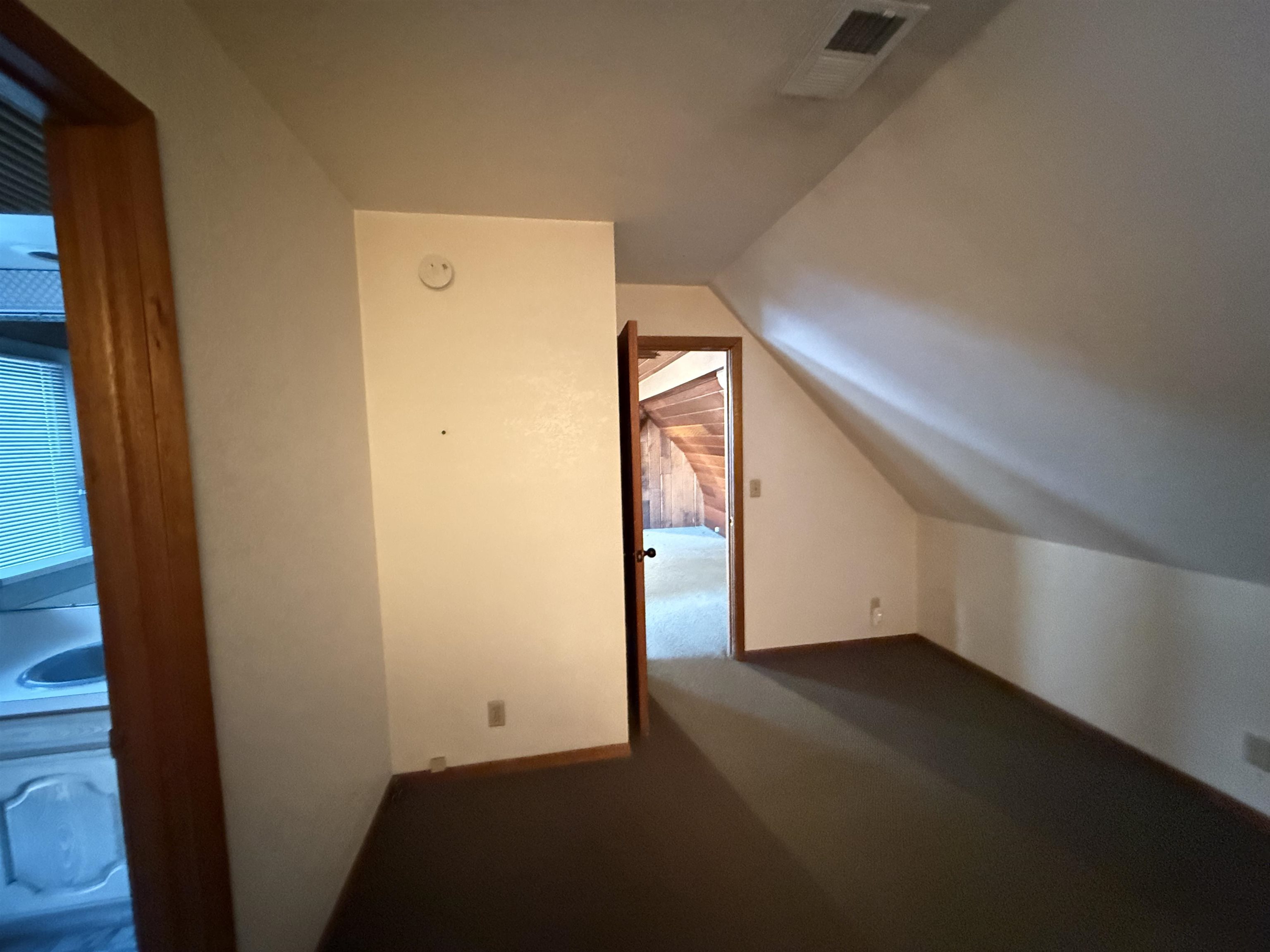 5382 Guilford Road Rockford, IL 61107 - Photo 27 of 66