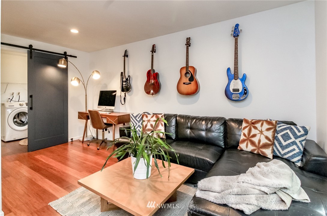 13821 Southeast 163rd Street Renton, WA 98058 - Photo 12 of 38 Gallery Image 12