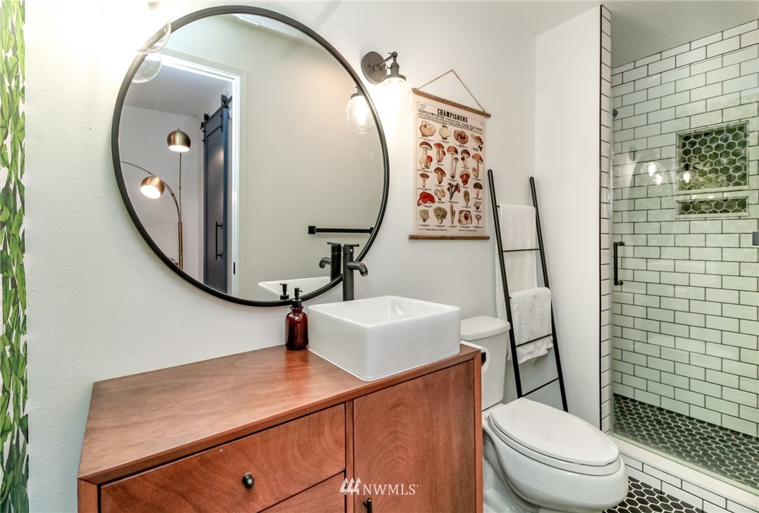 13821 Southeast 163rd Street Renton, WA 98058 - Photo 26 of 38 Gallery Image 26
