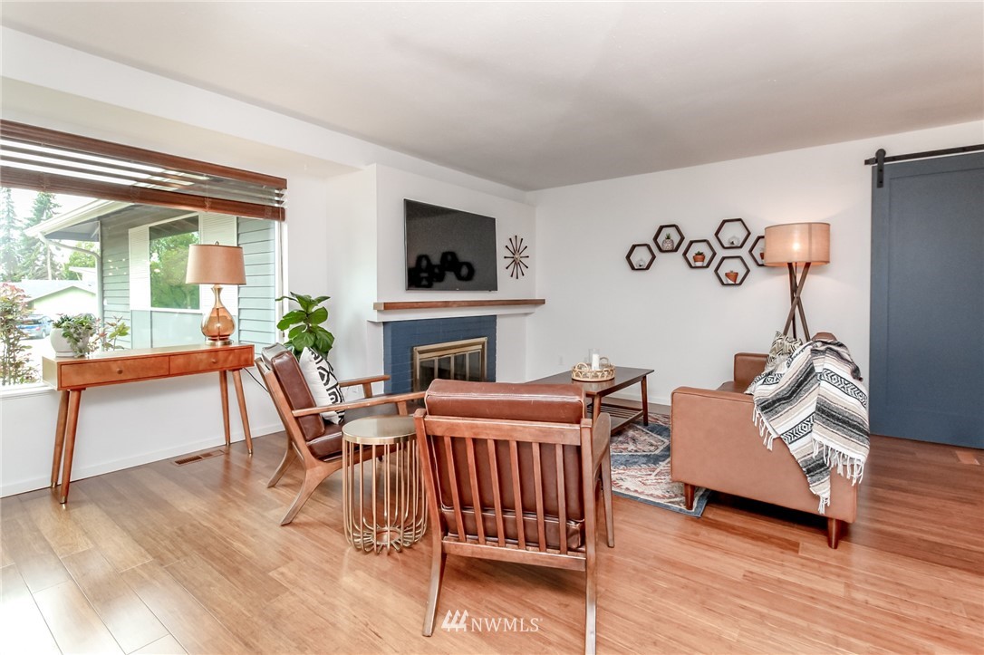 13821 Southeast 163rd Street Renton, WA 98058 - Photo 5 of 38 Gallery Image 5