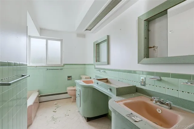 $999,900 | 9100 West 35th Avenue, Wheat Ridge, CO 80033