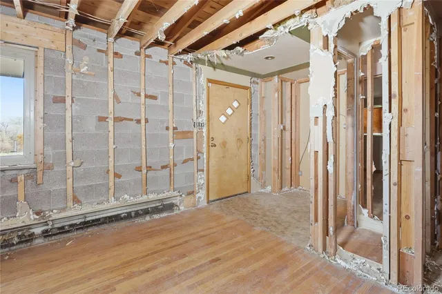 $999,900 | 9100 West 35th Avenue, Wheat Ridge, CO 80033