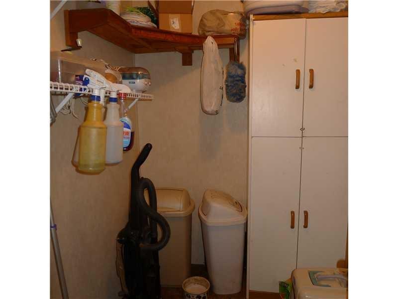 41 Federal Road Livermore, ME 04253 - Photo 16 of 34 Utility room--for extra storage.