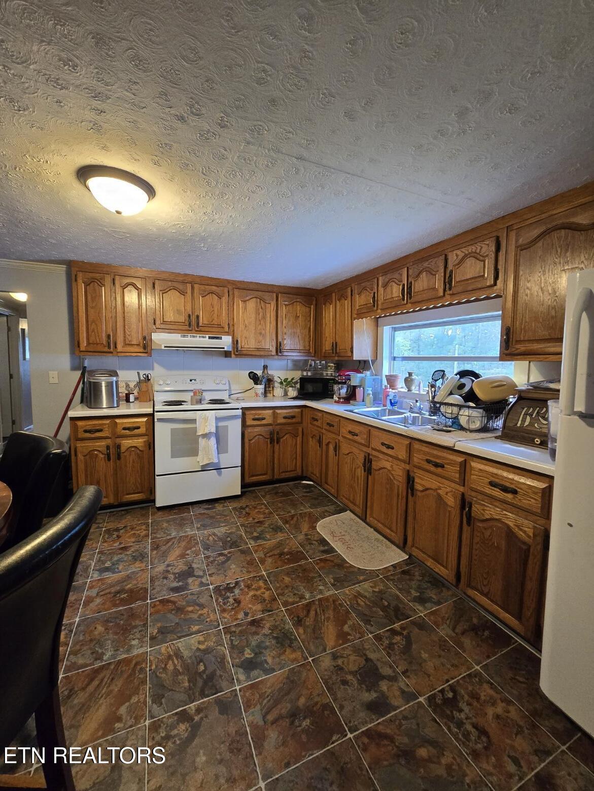 1645 Annadell Road Pioneer, TN 37847 - Photo 12 of 26 20251002_145133