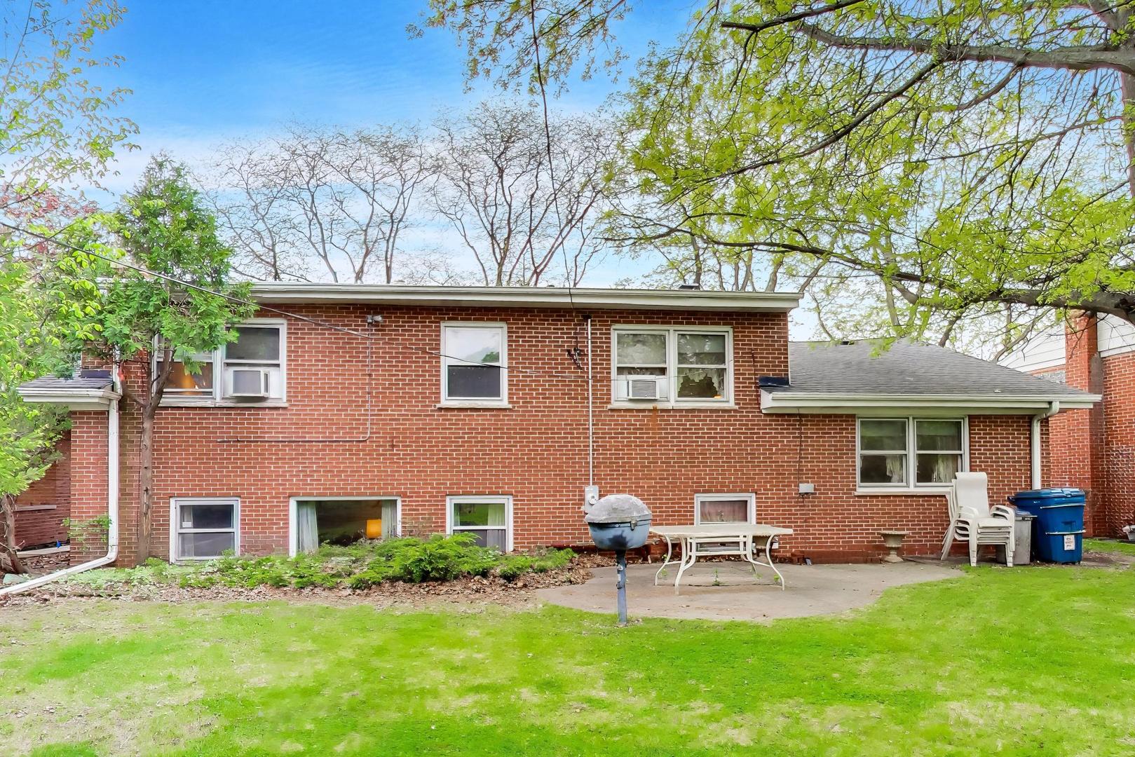 1430 Granville Avenue Park Ridge, IL 60068 - Photo 13 of 14