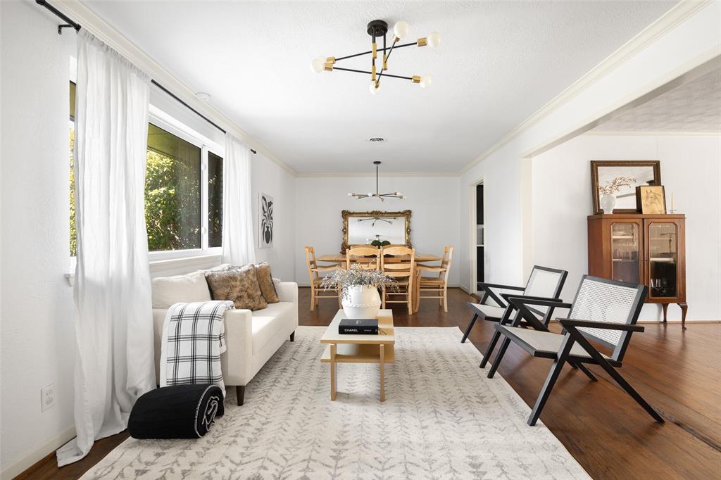 8026 Fall River Drive Dallas, TX 75228 - Photo 3 of 36