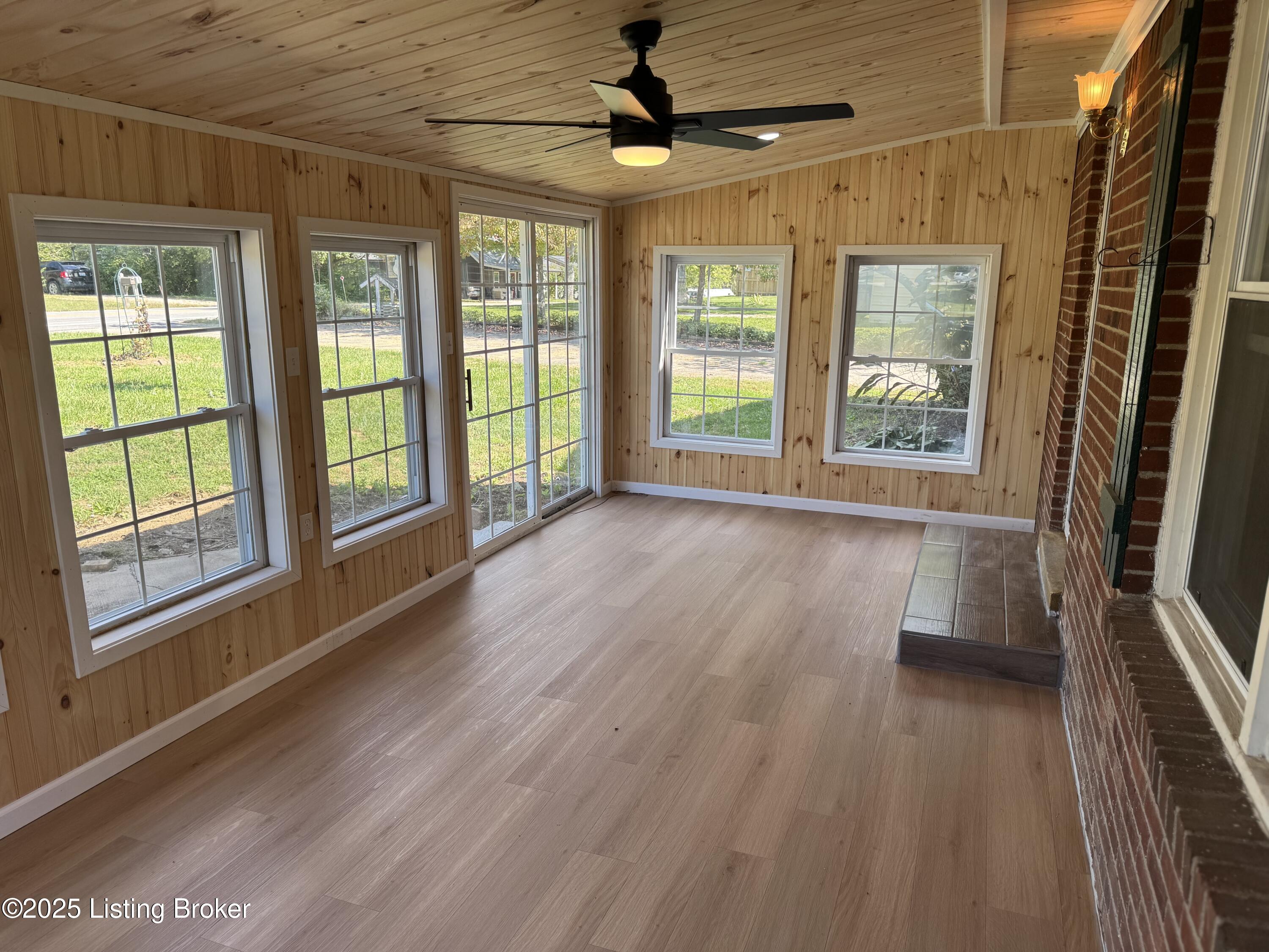 773 Lagrange Road New Castle, KY 40050 - Photo 16 of 38 IMG_4423
