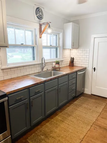 $185,000 | 702 North Anthony Avenue, Anthony, KS 67003