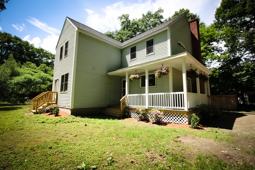 20 Rydberg Terrace Worcester, MA 01607 - Photo 3 of 30 Gallery Image 3