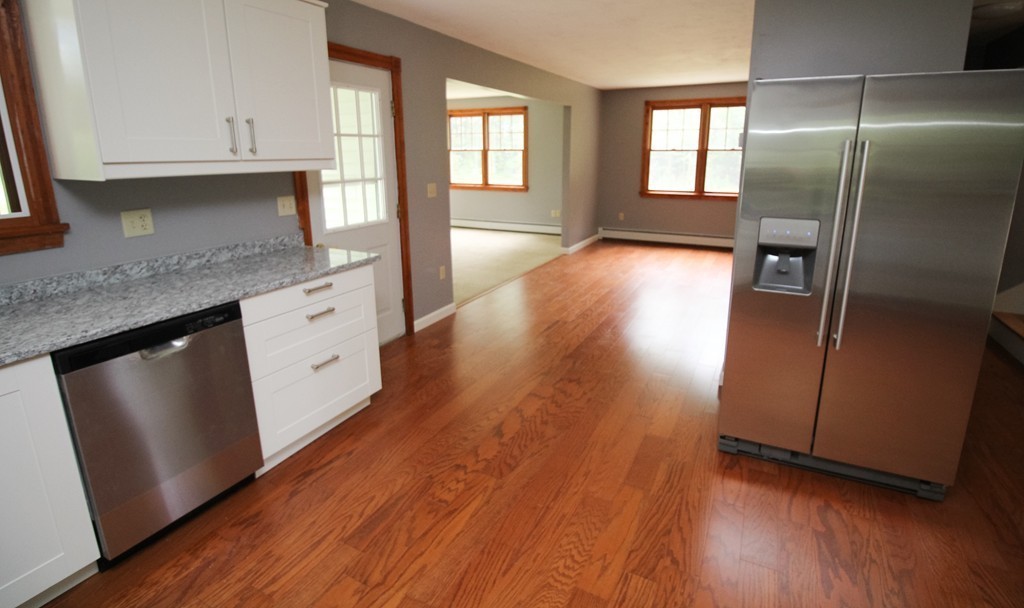 20 Rydberg Terrace Worcester, MA 01607 - Photo 9 of 30 Gallery Image 9