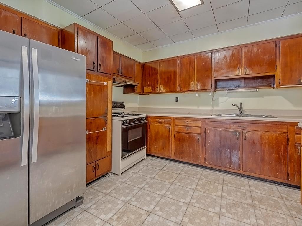 4630 South Dunlap Road Bloomington, IN 47403 - Photo 11 of 35 Gallery Image 11