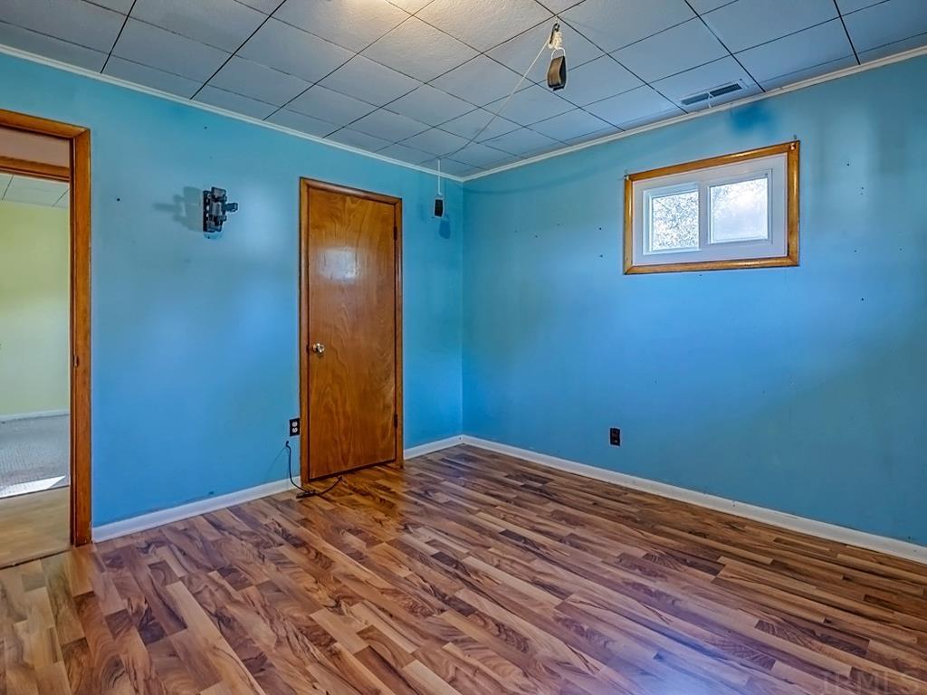 4630 South Dunlap Road Bloomington, IN 47403 - Photo 26 of 35 Gallery Image 26
