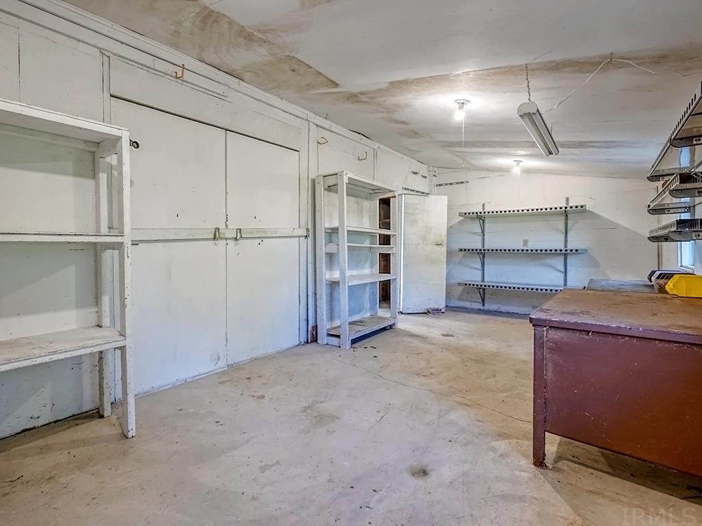 4630 South Dunlap Road Bloomington, IN 47403 - Photo 32 of 35 Gallery Image 32