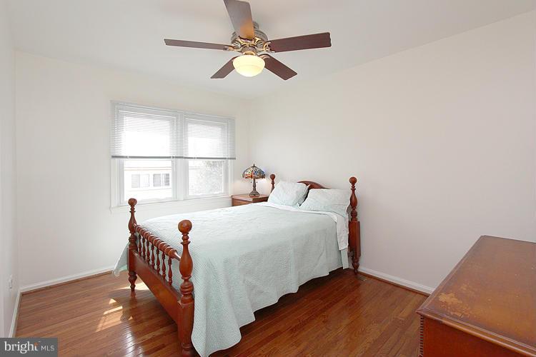 48 Pontiac Way Gaithersburg, MD 20878 - Photo 18 of 29 Bedroom