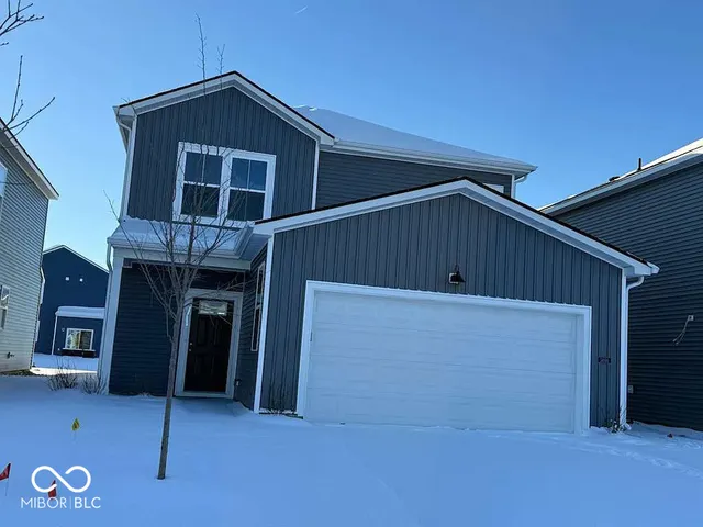 $2,400 | 3846 Riverstone Drive, Whitestown, IN 46075