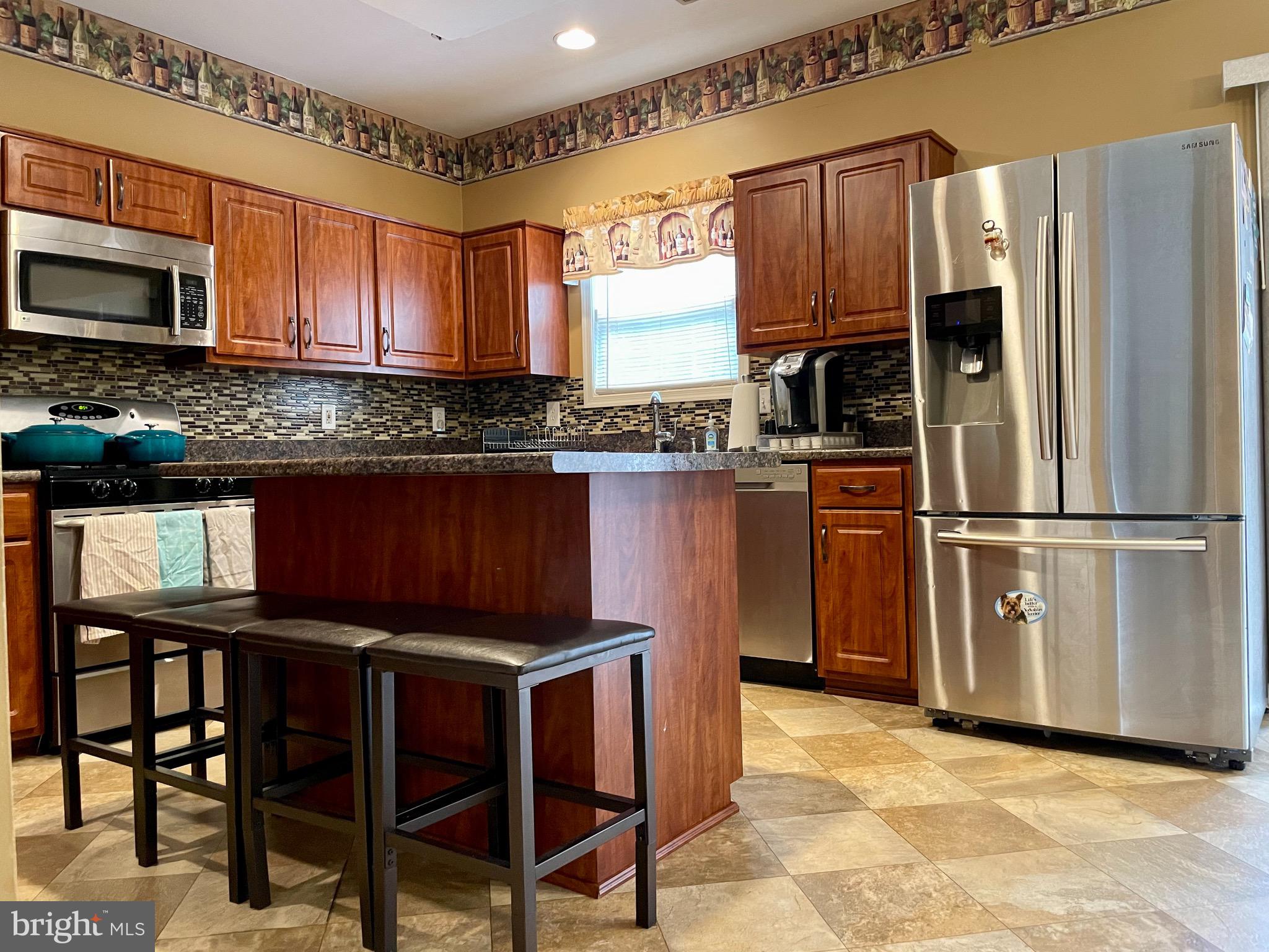 7921 Bent Bough Road Severn, MD 21144 - Photo 13 of 35 Kitchen w/stainless steel appliances