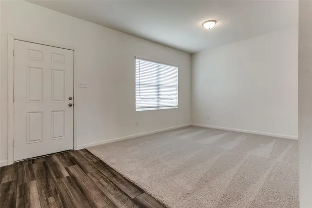 $2,300 | 10301 Castle Lyons Lane, Fort Worth, TX 76036