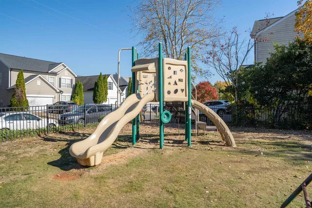 $320,000 | 734 Terrace Creek Drive, Duncan, SC 29334