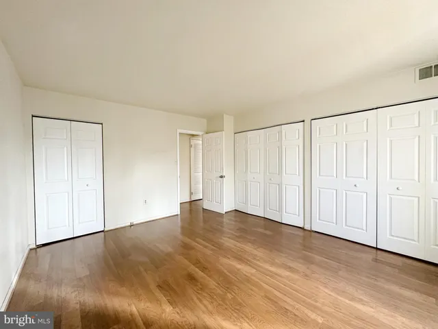 $1,850 | 9718 Kingsbridge Drive, Unit 101, Fairfax, VA 22031