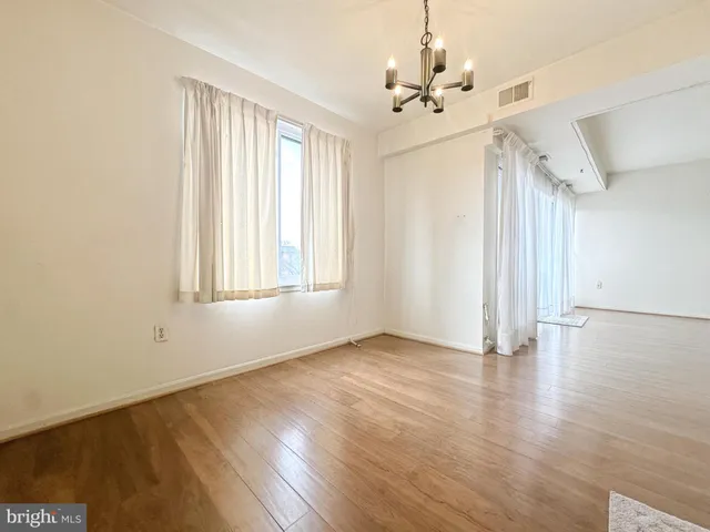 $1,850 | 9718 Kingsbridge Drive, Unit 101, Fairfax, VA 22031