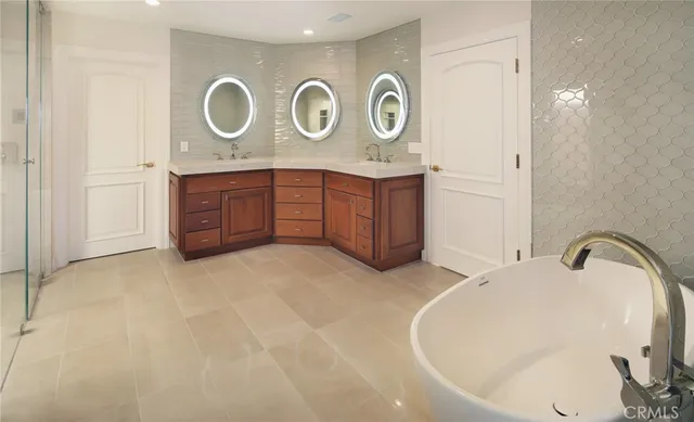 $8,500 | 33821 Via Capri Avenue, Dana Point, CA 92629