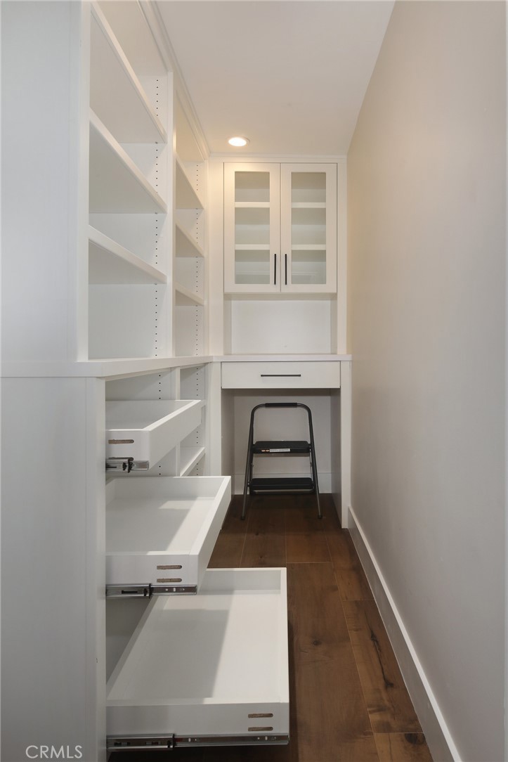 33821 Via Capri Avenue Dana Point, CA 92629 - Photo 16 of 42 NEW CUSTOMIZED WALK IN PANTRY