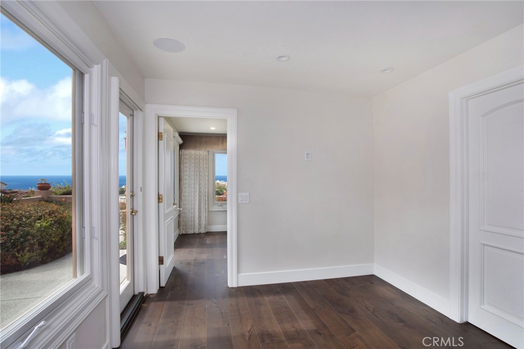 33821 Via Capri Avenue Dana Point, CA 92629 - Photo 9 of 42 DEN/OFFICE