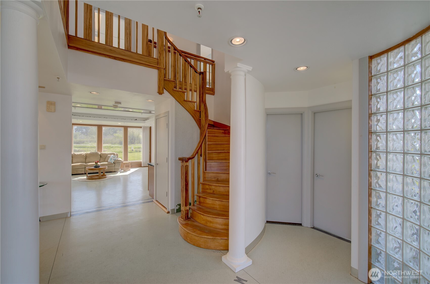 6804 Chatham Way Ilwaco, WA 98624 - Photo 8 of 40