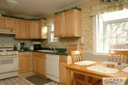 26 Hilliard Road Old Bridge, NJ 08857 - Photo 5 of 8 Gallery Image 5
